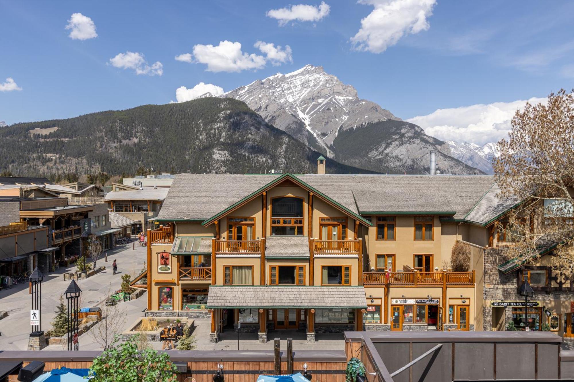 Brewster Mountain Lodge Banff Exterior foto